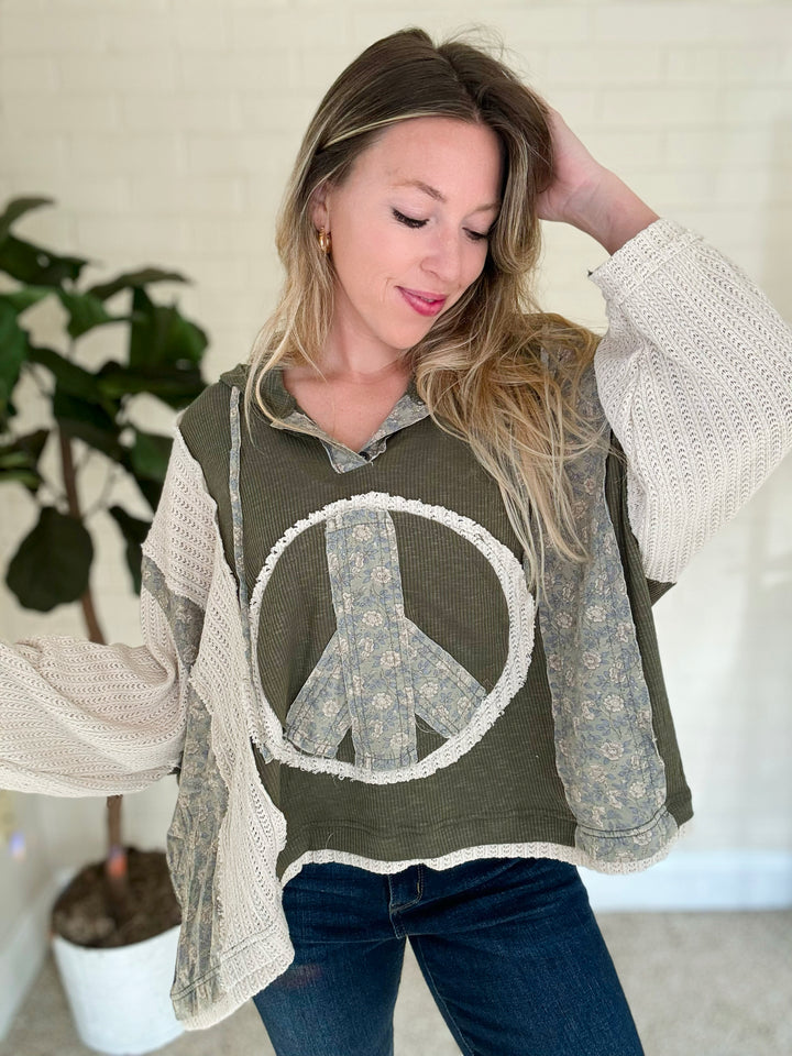 Spread Peace Comfort Hoodie Top-Olive