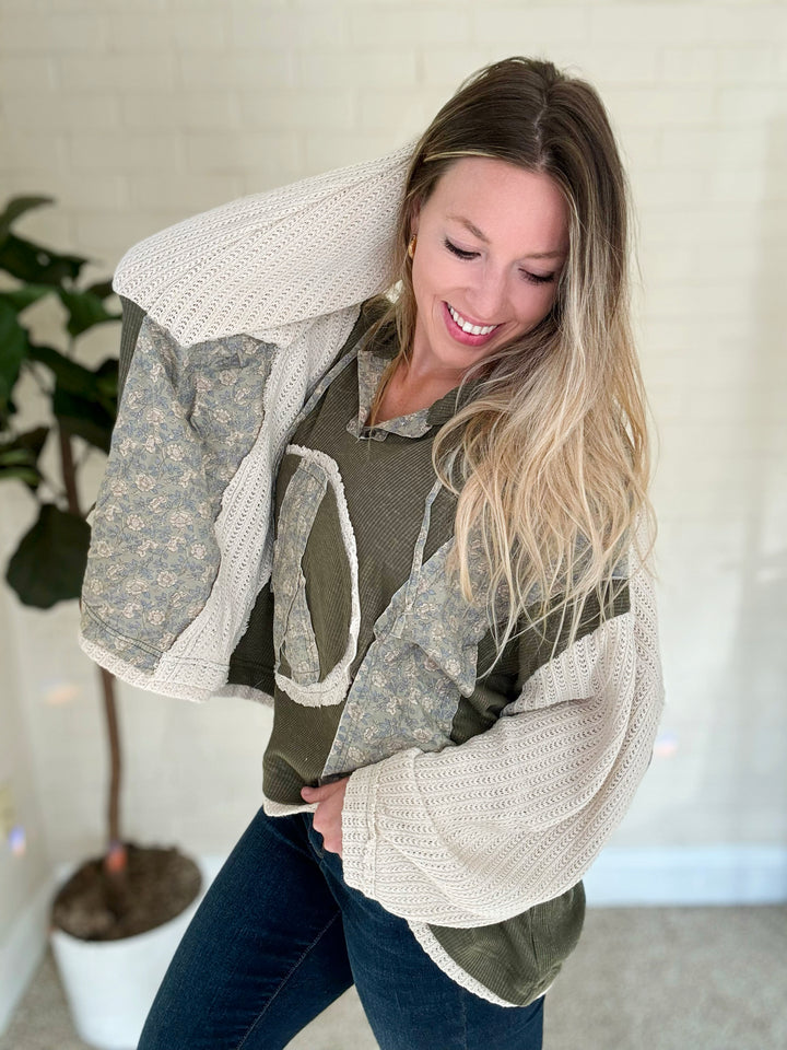 Spread Peace Comfort Hoodie Top-Olive