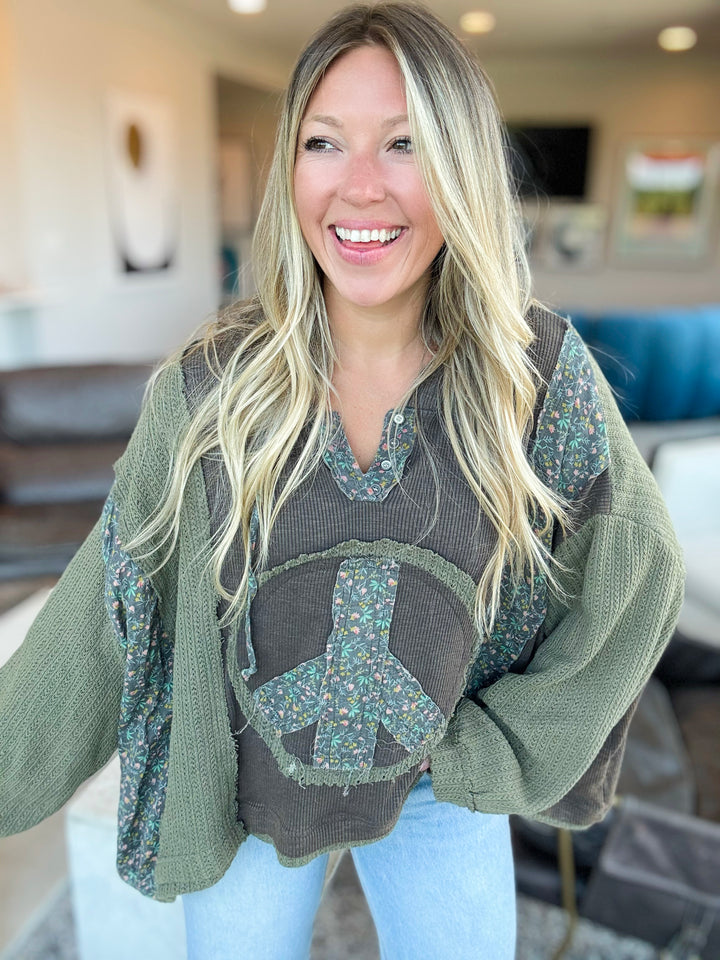 Spread Peace Comfort Hoodie Top-Charcoal