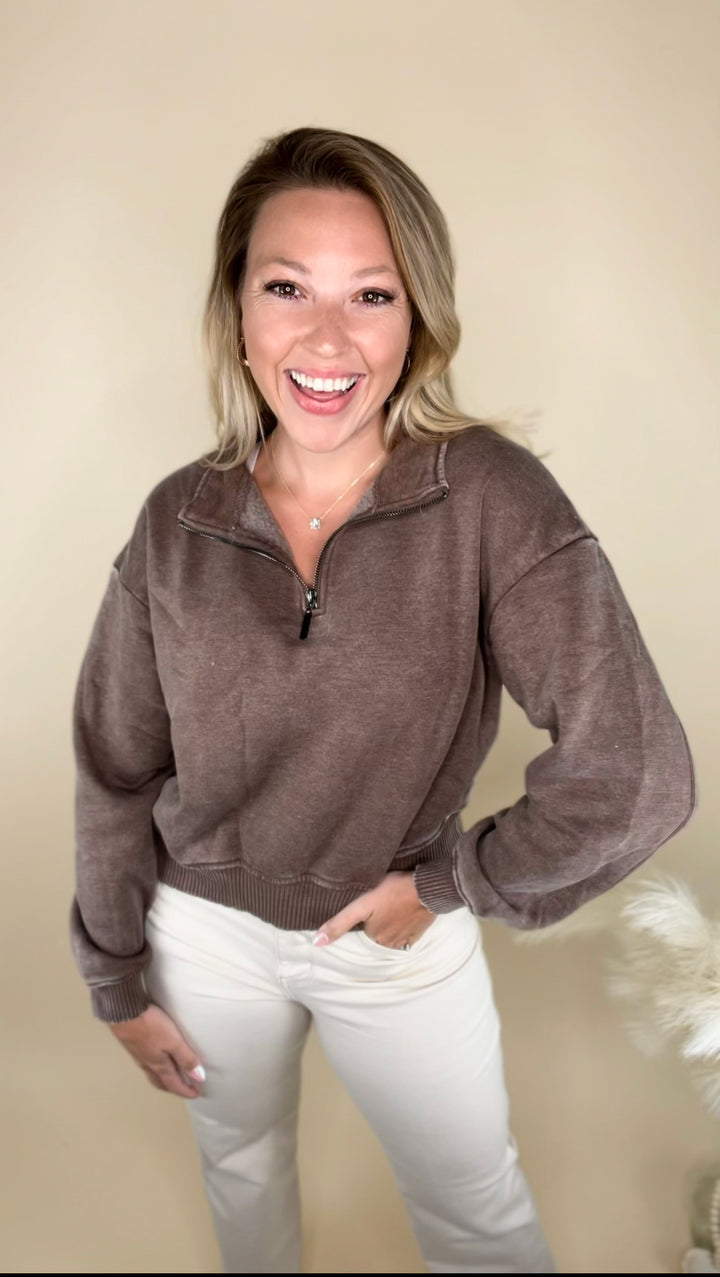 Everyday Essentials Acid Wash Pull Over