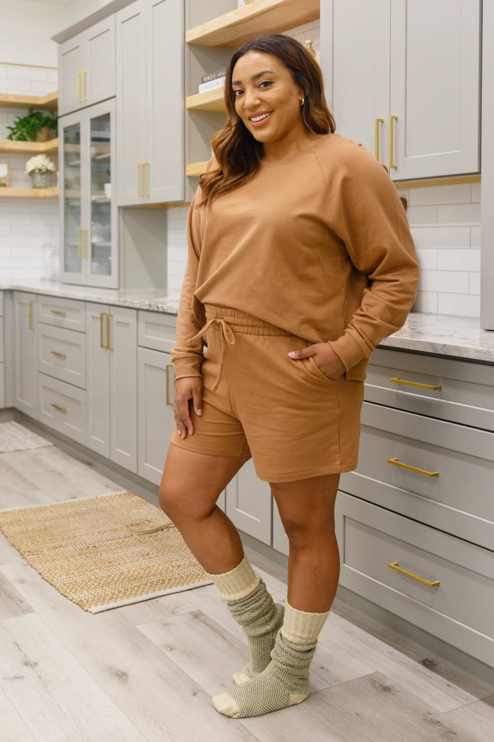 Long Sleeve Sweatshirt Top & Shorts Set In Camel